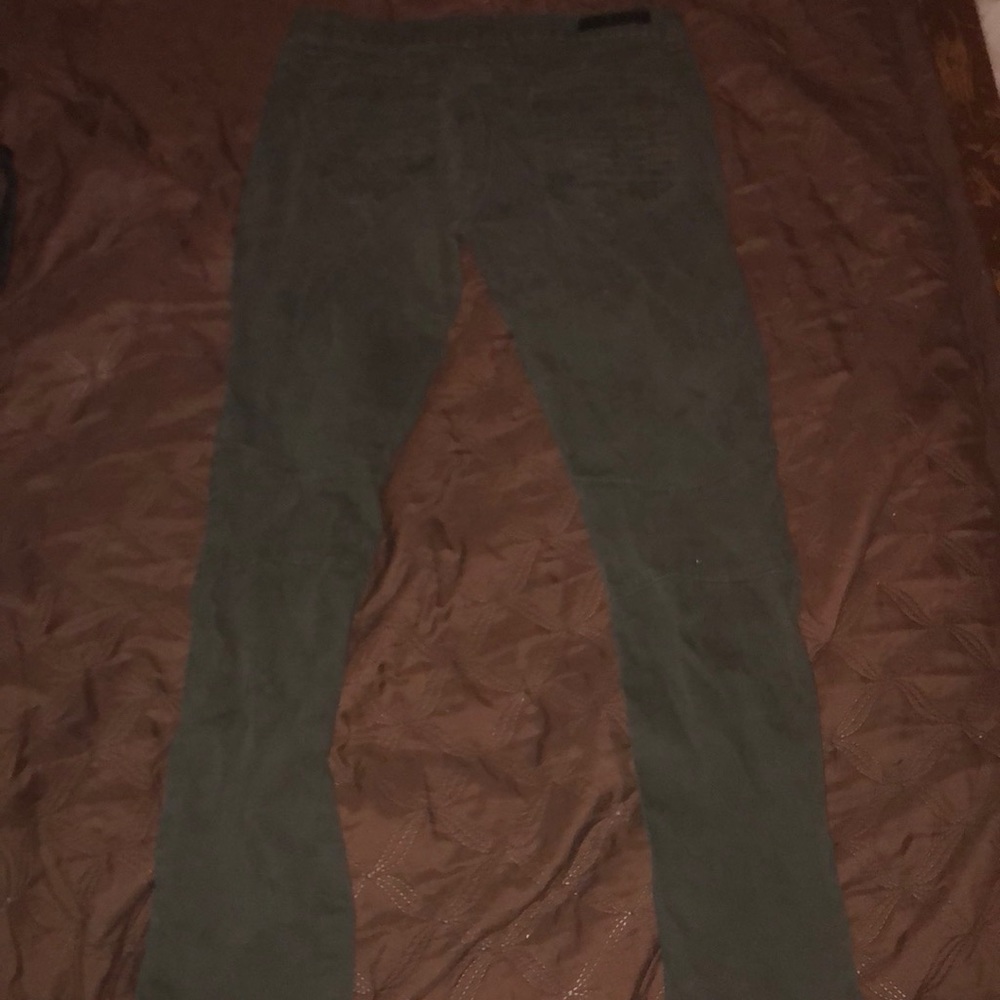 Pants - Picture 2 of 4